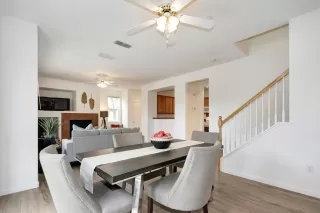 Photo #5: 221114434 Listing