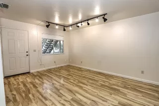 Photo #4: 221116141 Listing