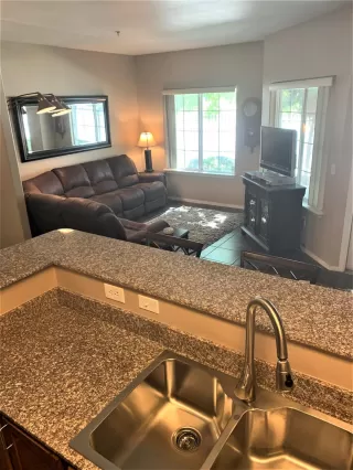 Photo #6: 221116254 Listing