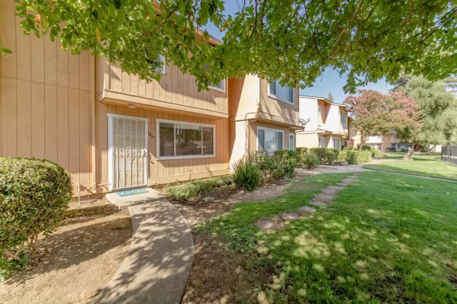 MLS: 221116582 Condo For Sale