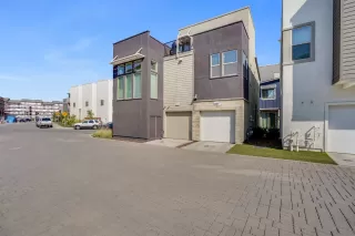 Photo #2: 221116698 Listing