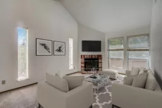 Photo #1: 221116814 Listing