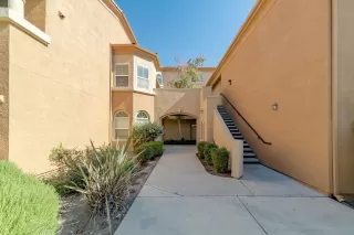 Photo #3: 221117672 Listing