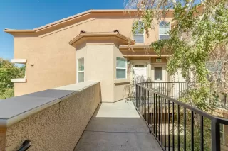 Photo #4: 221117672 Listing