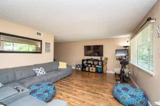 Photo #2: 221117769 Listing 