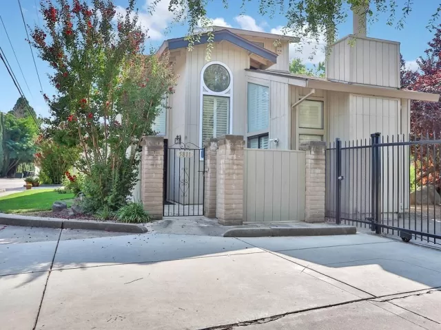 MLS: 221118038 Condo For Sale