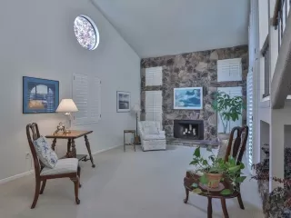 Photo #3: 221118038 Listing