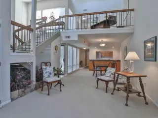 Photo #5: 221118038 Listing