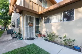 Photo #2: 221118153 Listing