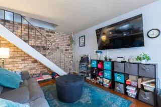 Photo #4: 221118153 Listing