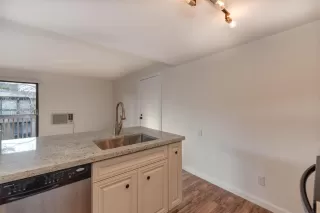 Photo #6: 221118157 Listing