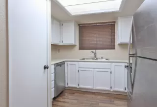 Photo #5: 221118335 Listing