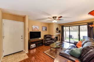 Photo #5: 221118443 Listing