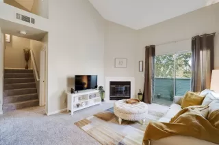 Photo #5: 221118842 Listing