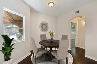 Photo #1: 221120319 Listing
