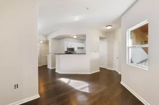 Photo #3: 221120319 Listing