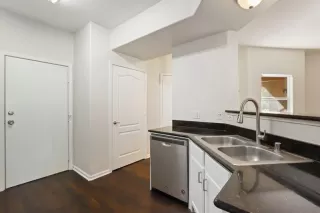Photo #6: 221120319 Listing