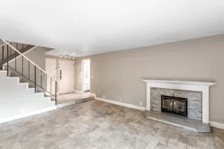 Photo #6: 221120596 Listing