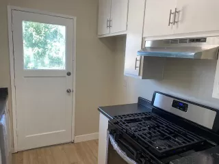 Photo #5: 221121161 Listing