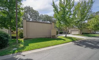 Photo #1: 221121214 Listing