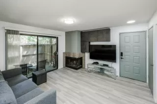 Photo #2: 221121346 Listing 