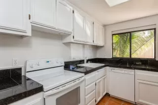 Photo #4: 221121866 Listing