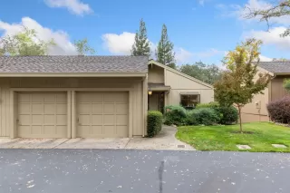 Photo #2: 221121884 Listing