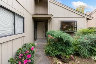 Photo #3: 221121884 Listing