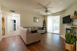 Photo #1: 221122262 Listing