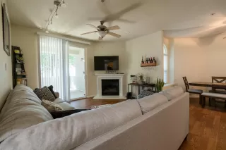 Photo #2: 221122262 Listing
