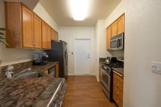 Photo #5: 221122262 Listing