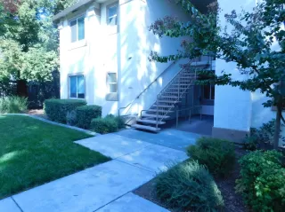 Photo #1: 221122638 Listing 