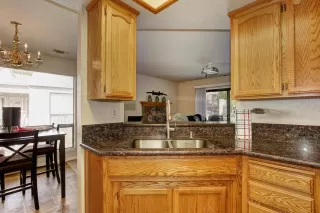 Photo #4: 221122992 Listing