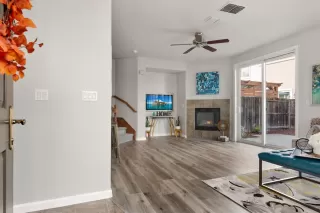 Photo #4: 221123012 Listing