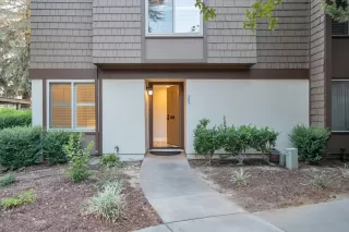 Photo #5: 221123646 Listing