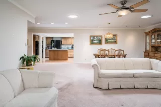 Photo #6: 221123683 Listing