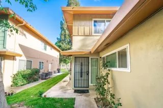 Photo #2: 221123737 Listing