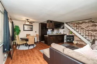 Photo #3: 221123737 Listing