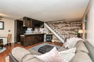 Photo #4: 221123737 Listing