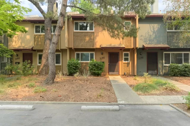 MLS: 221123753 Condo For Sale