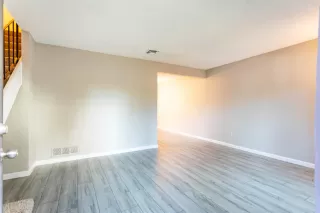 Photo #1: 221124064 Listing