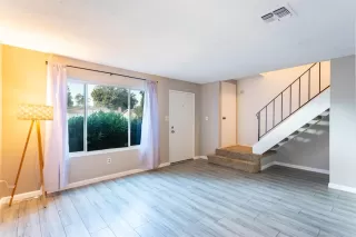 Photo #2: 221124064 Listing