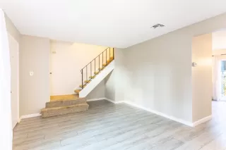 Photo #3: 221124064 Listing