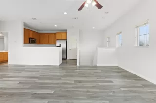 Photo #3: 221124101 Listing 