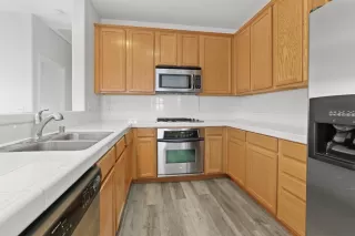 Photo #5: 221124101 Listing 