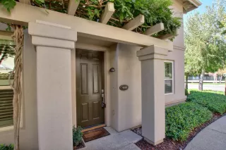 Photo #2: 221124188 Listing