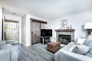 Photo #5: 221124213 Listing 