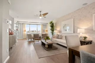 Photo #2: 221124326 Listing