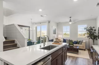 Photo #4: 221124338 Listing