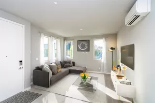 Photo #1: 221124476 Listing